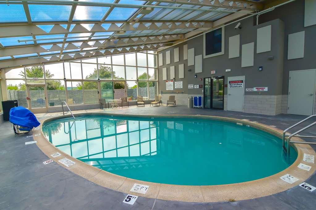 Best Western Plus Lafayette Hotel University Area Facilidades foto